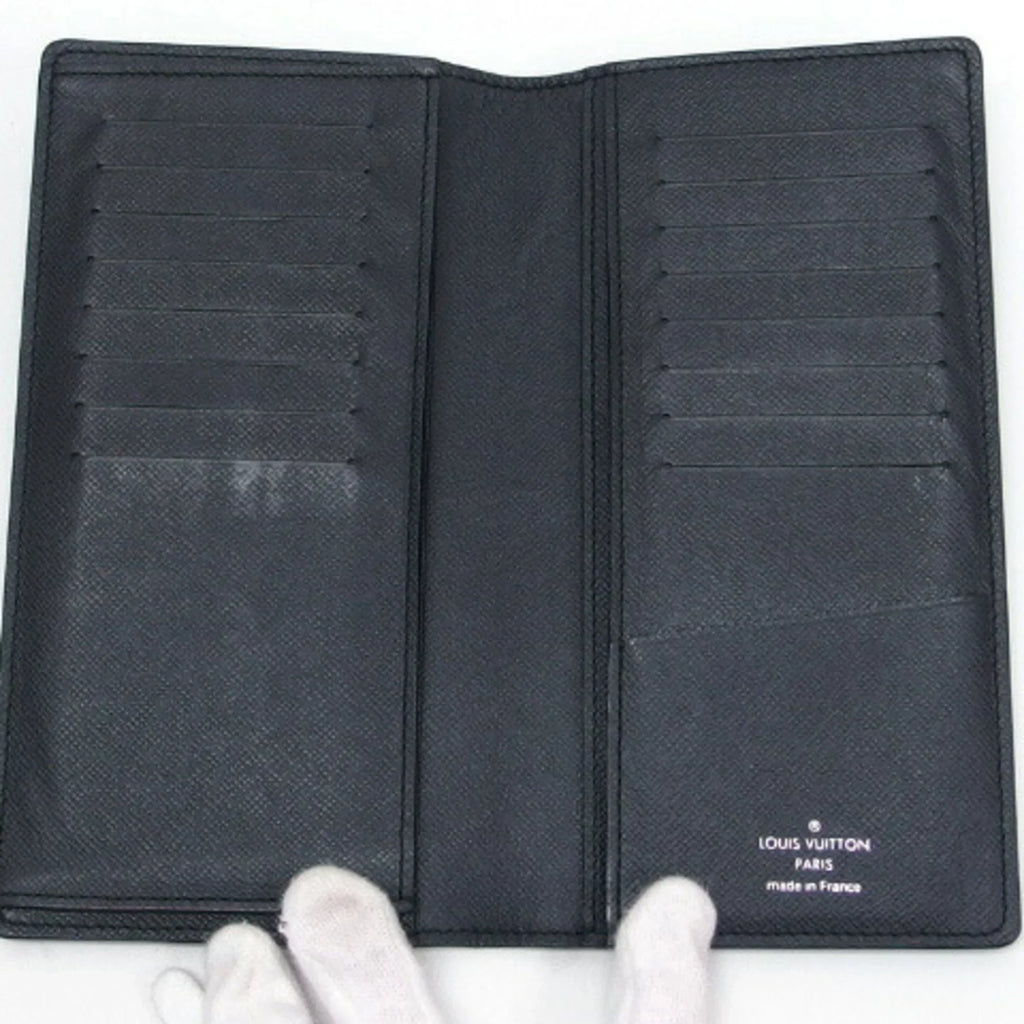 Pre-Owned Louis Vuitton Taiga Bifold Long Wallet Billfold Black (Good)
