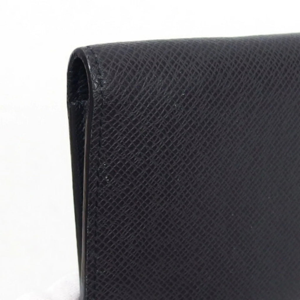 Pre-Owned Louis Vuitton Taiga Bifold Long Wallet Billfold Black (Good)