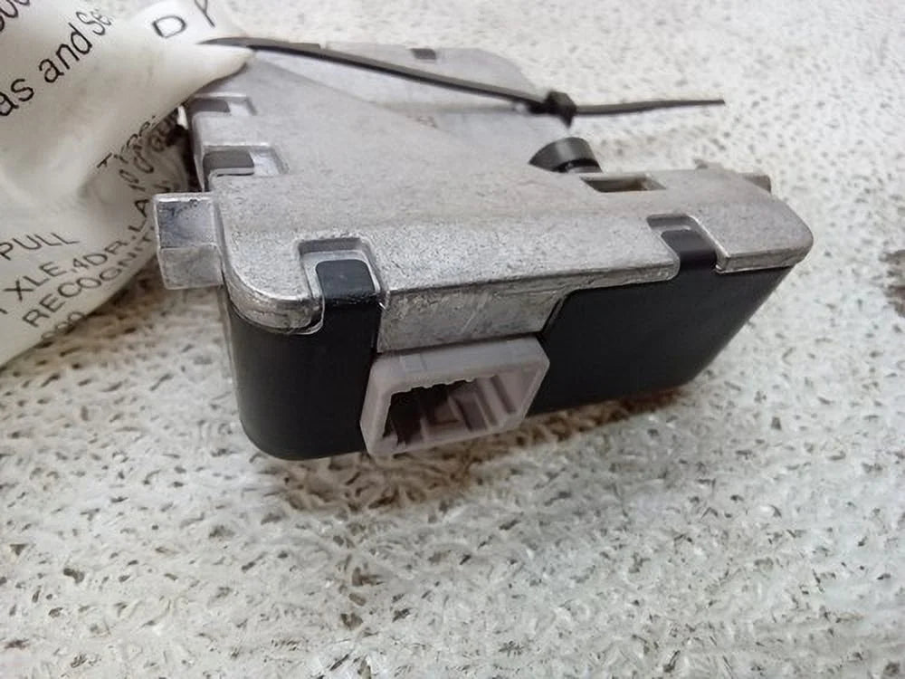 Pre-Owned 2019 Toyota Camry Front Lane Departure Camera 8646C-06060  (Good)