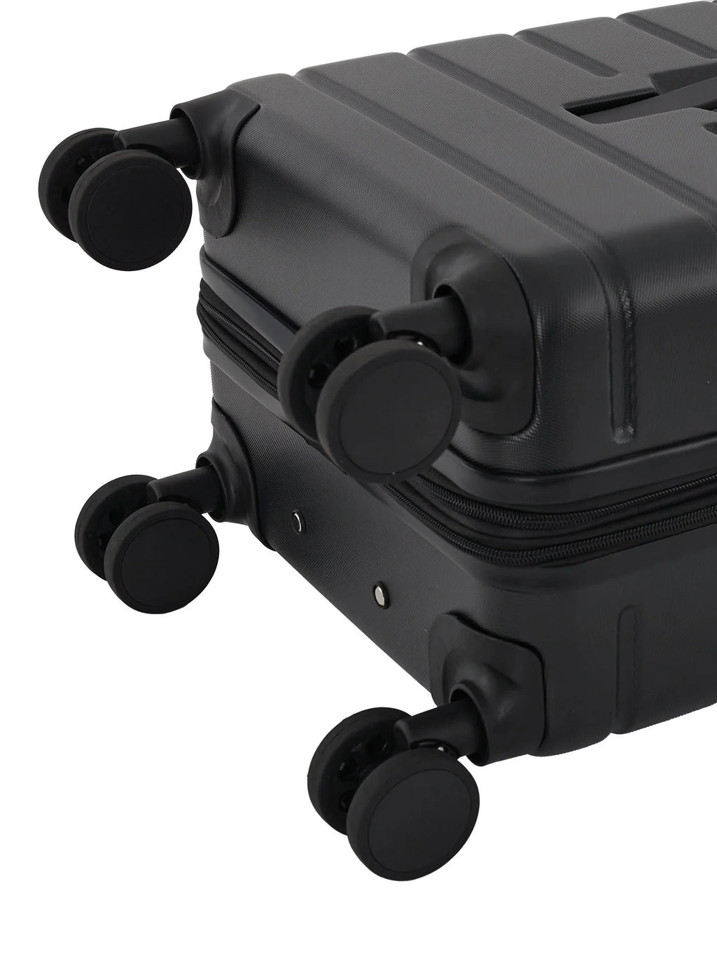 Wrangler 4pc  Black with Trunk