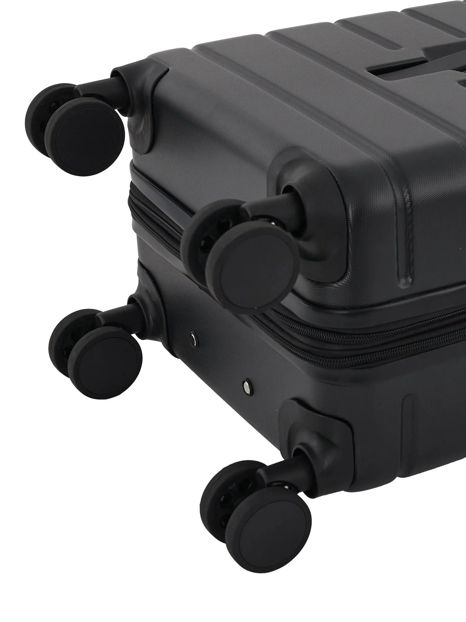 Wrangler 4pc  Black with Trunk