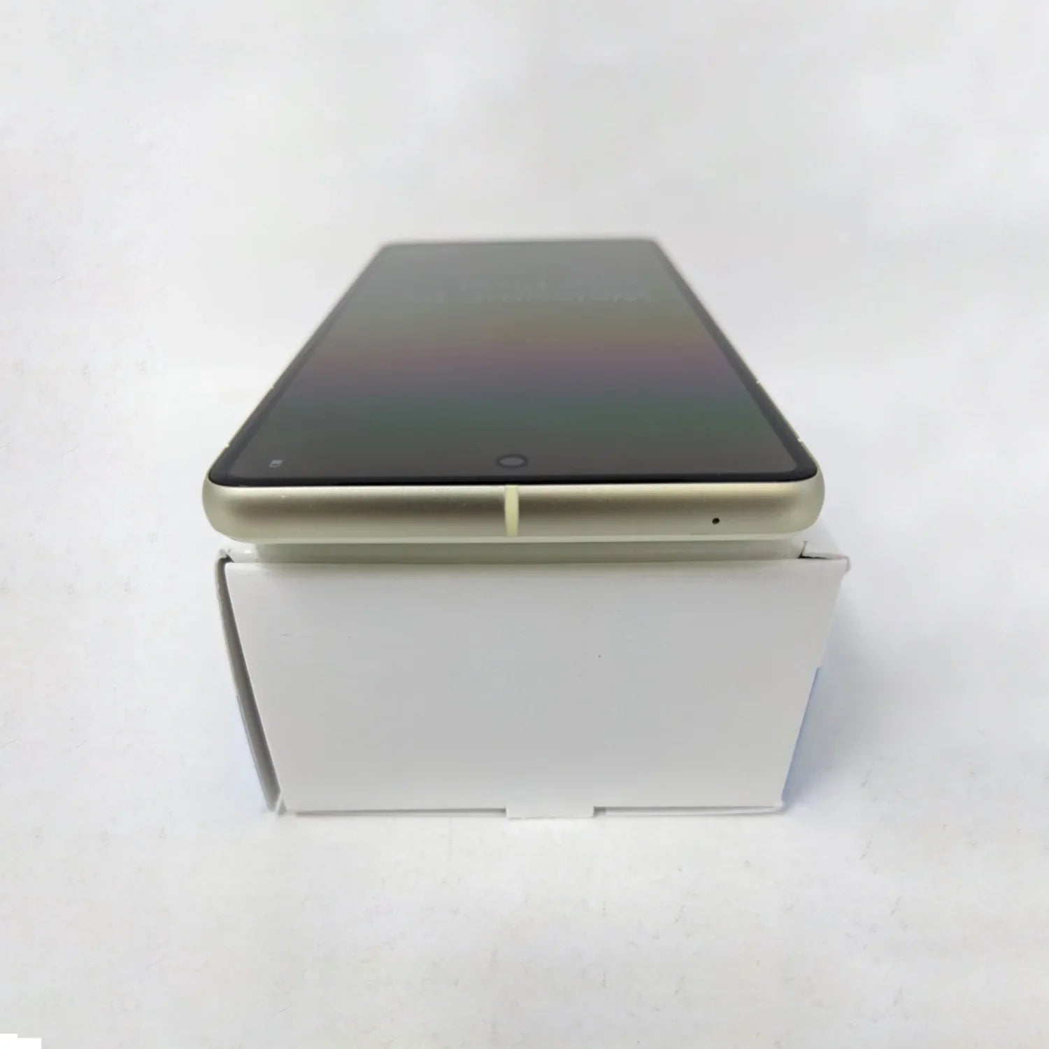 Pre-Owned Google Pixel 7 5G 128GB  Verizon Unlocked 8GB  50MP Smartphone - Lemon Grass/Yellow (Good)