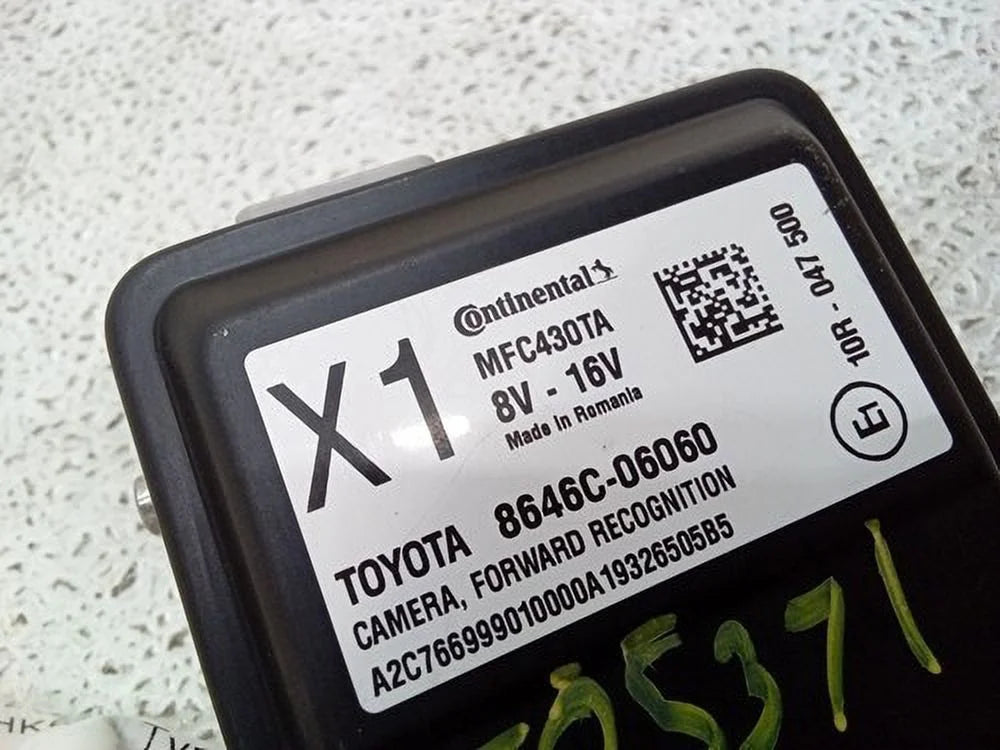 Pre-Owned 2019 Toyota Camry Front Lane Departure Camera 8646C-06060  (Good)