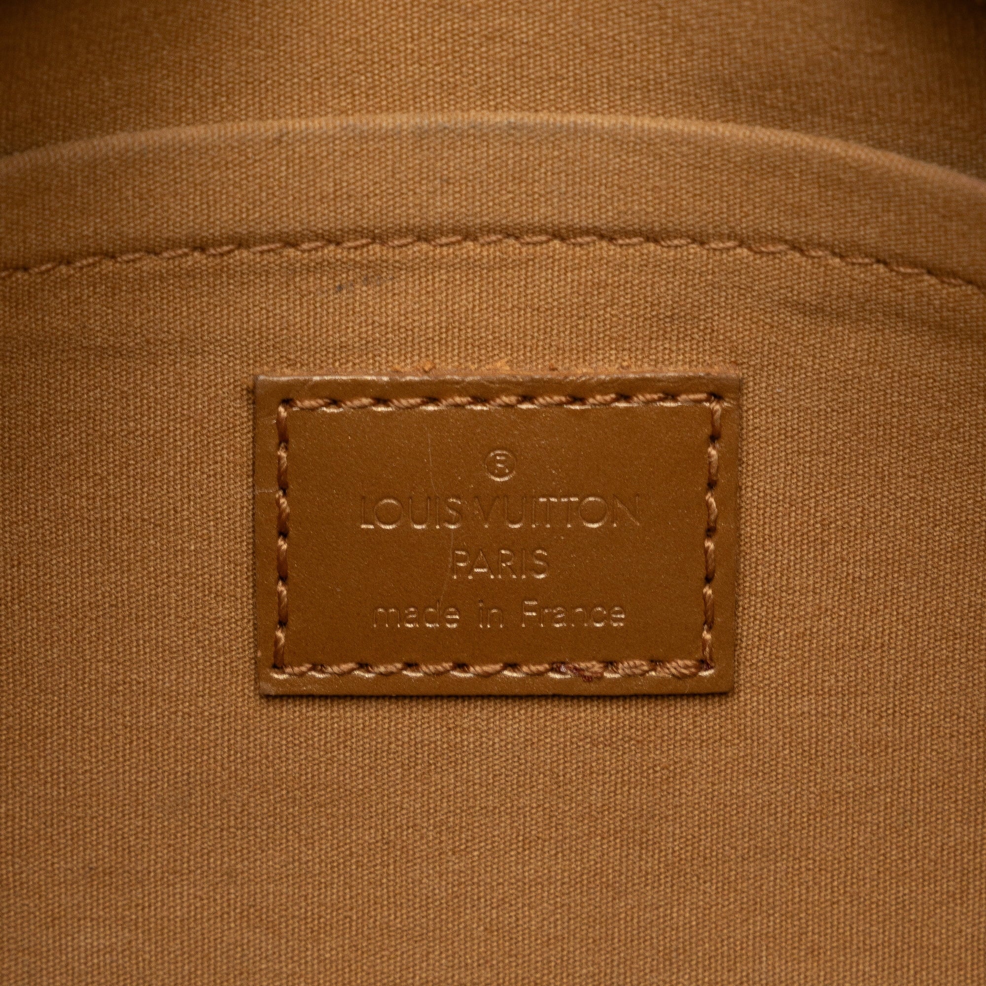 Pre-Owned Authenticated Louis Vuitton Monogram Mat Shelton Calf Leather Brown Handbag Top HandleBag Unisex (Good)