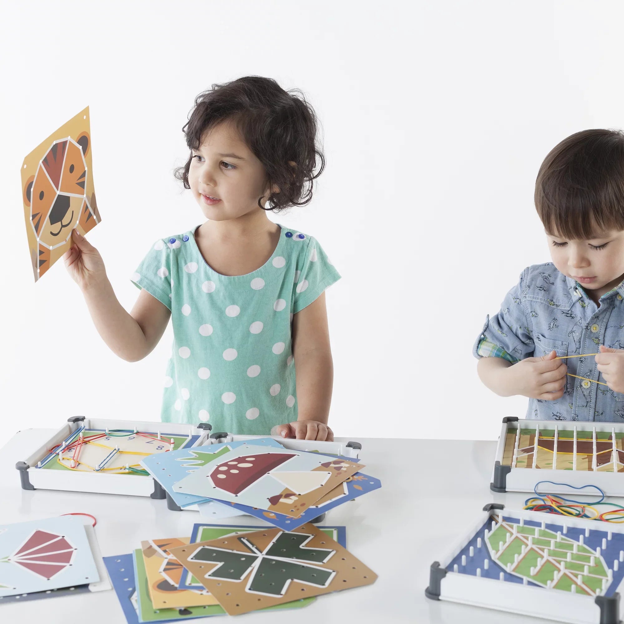 Guidecraft Geo Boards, Multicolour Skill & Action Set