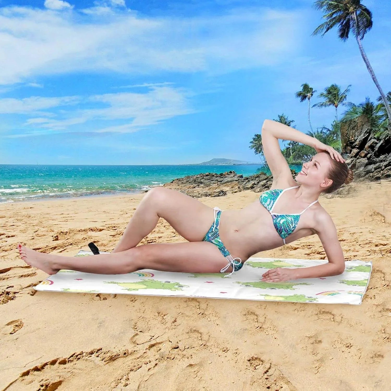 Bestwell Cartoon Frogs Beach Towel Oversized Towel Blanket, Thin Lightweight Microfiber Sand Free Quick Dry Towel, 31”” Multipurpose Pool Bath Yoga Swim Shower Towel