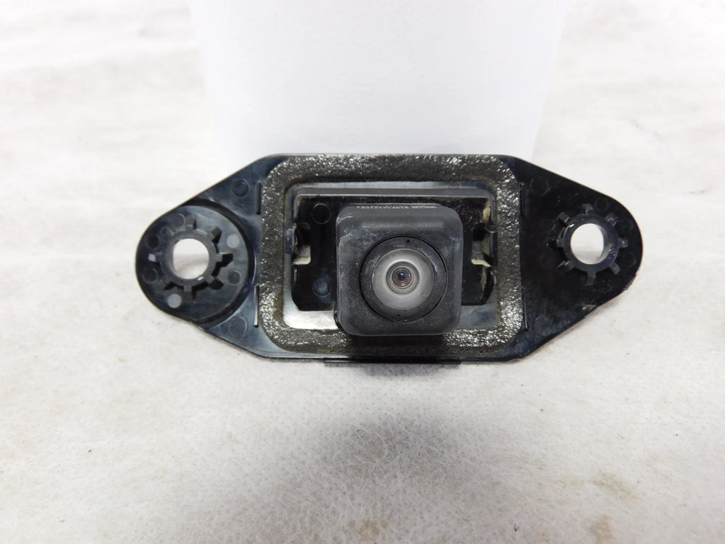 Pre-Owned 12 Toyota Avalon Rear View Backup Camera   (Good)