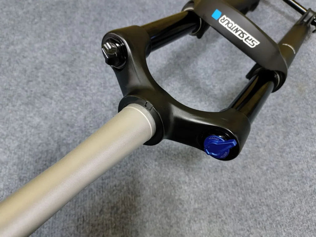 Bicycle Fork (: 110X15mm) Tapered 27.5"  Air Suspension (Manual) 120mm Travel