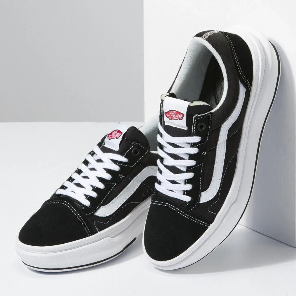 Vans Old Skool Overt   Unisex Black & White Canvas Skate Shoes  (5)