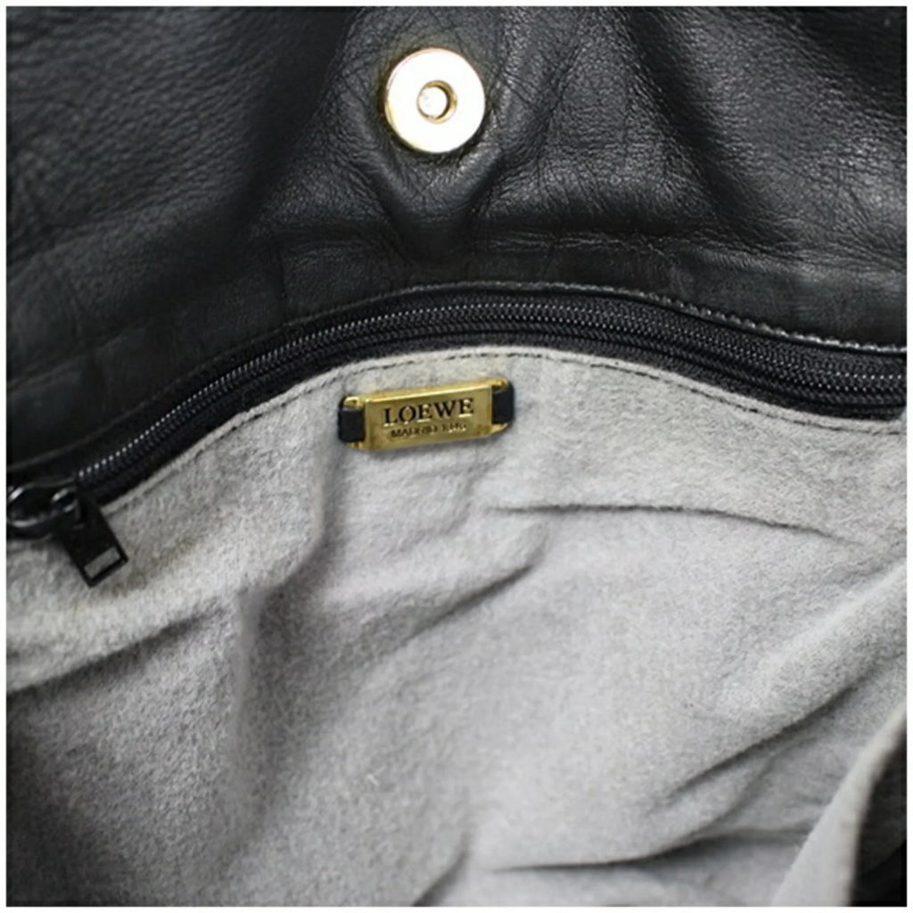 Pre-Owned  Anagram Shoulder Bag Leather Black Women's Soft (Fair)