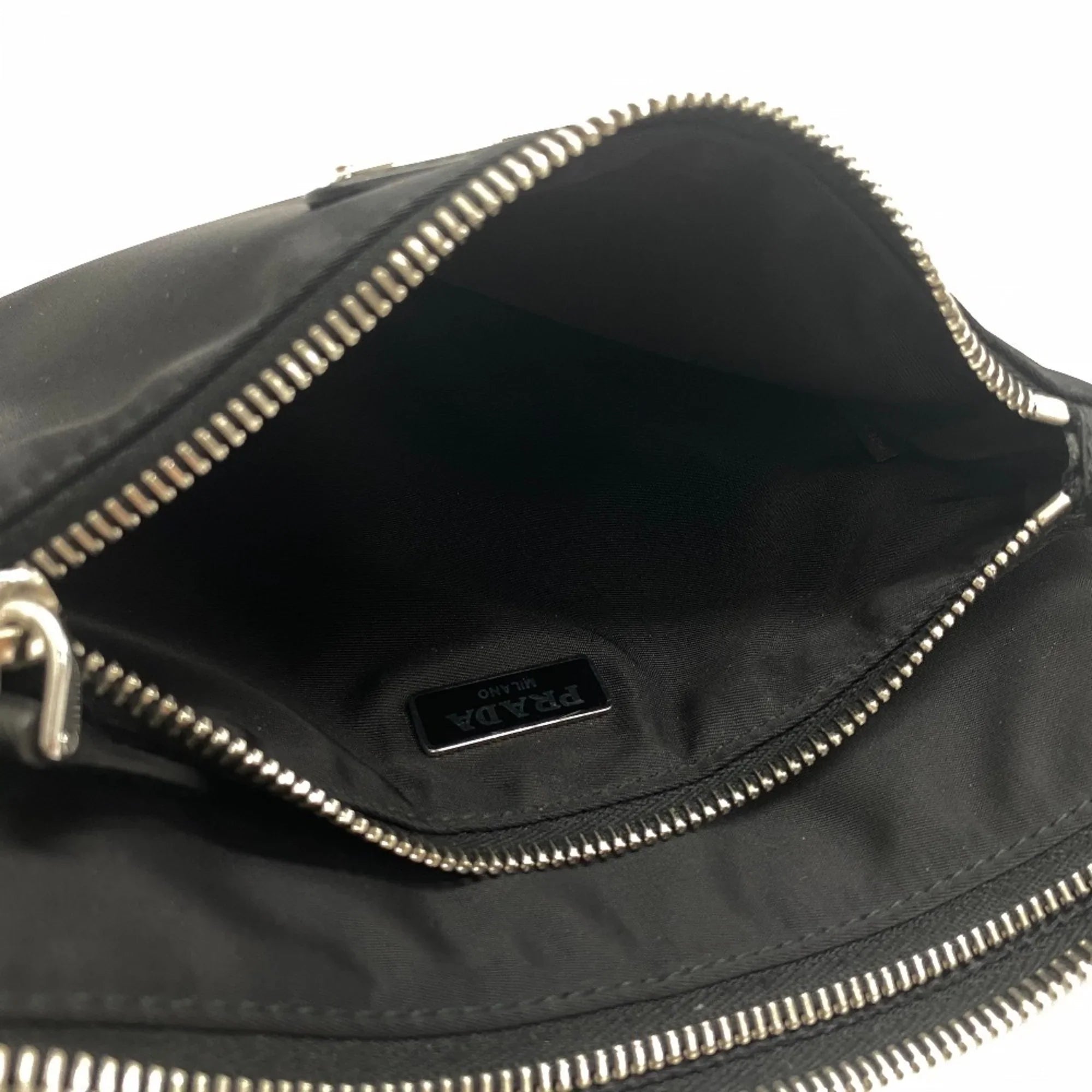 Pre-Owned  1BH168 Tessuto Triangle Plate Shoulder Bag Black Women's  (Good)