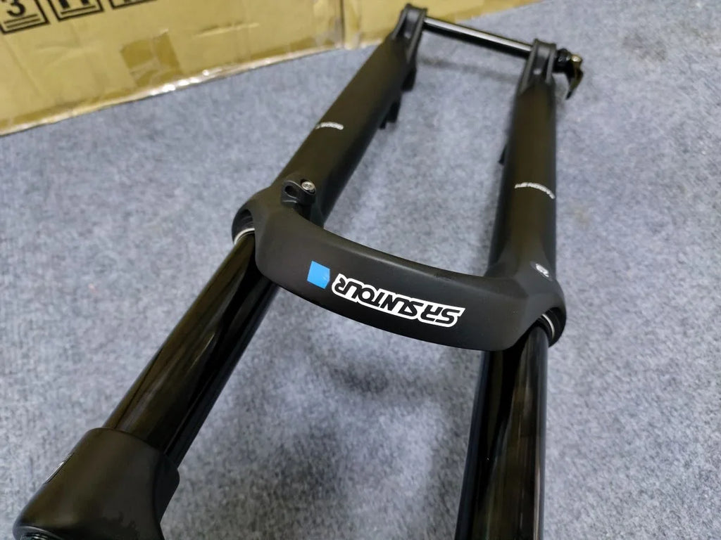 Bicycle Fork (: 110X15mm) Tapered 27.5"  Air Suspension (Manual) 120mm Travel