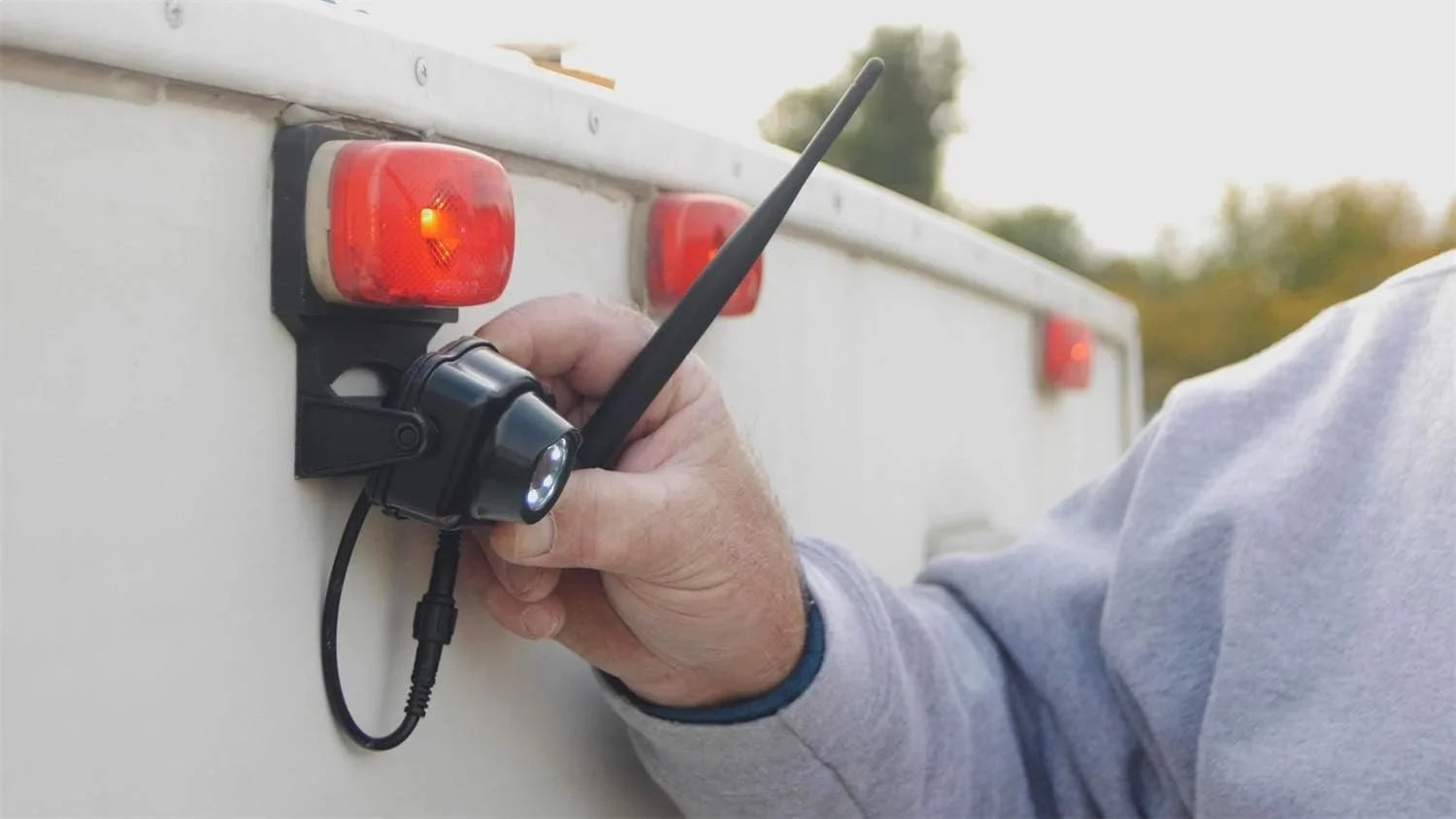 Hopkins Towing Solutions Towing Solution 50050 vueSMART Trailer Camera