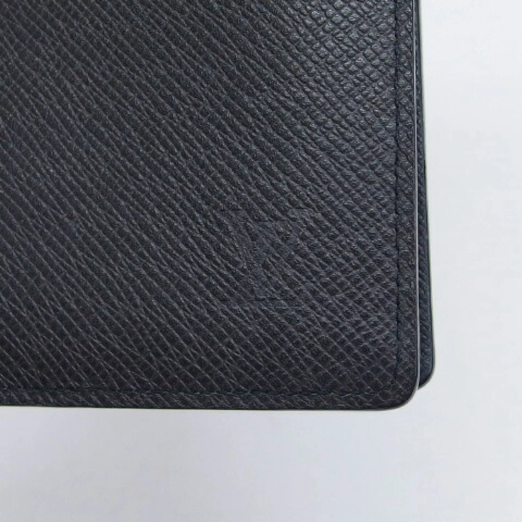 Pre-Owned Louis Vuitton Taiga Bifold Long Wallet Billfold Black (Good)