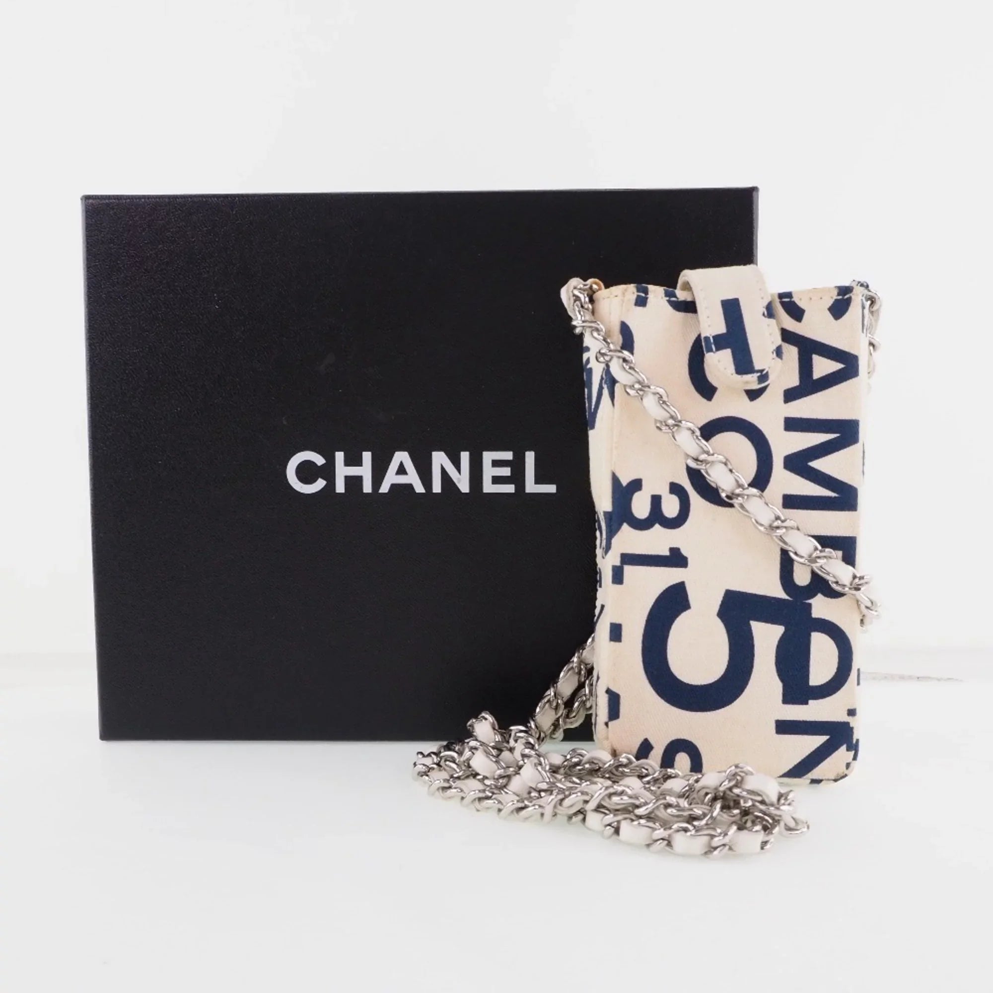 Pre-Owned Chanel Chain Pouch Canvas White/Blue Women's (Good)