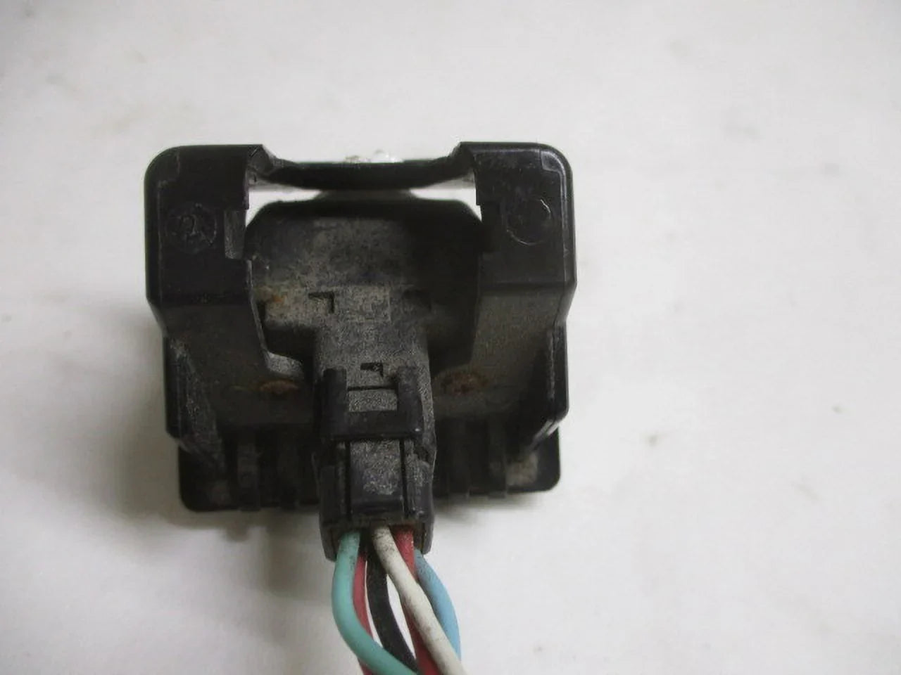 Pre-Owned Buick Encore Chevrolet Trax Back Up Rear View Camera   (Good)