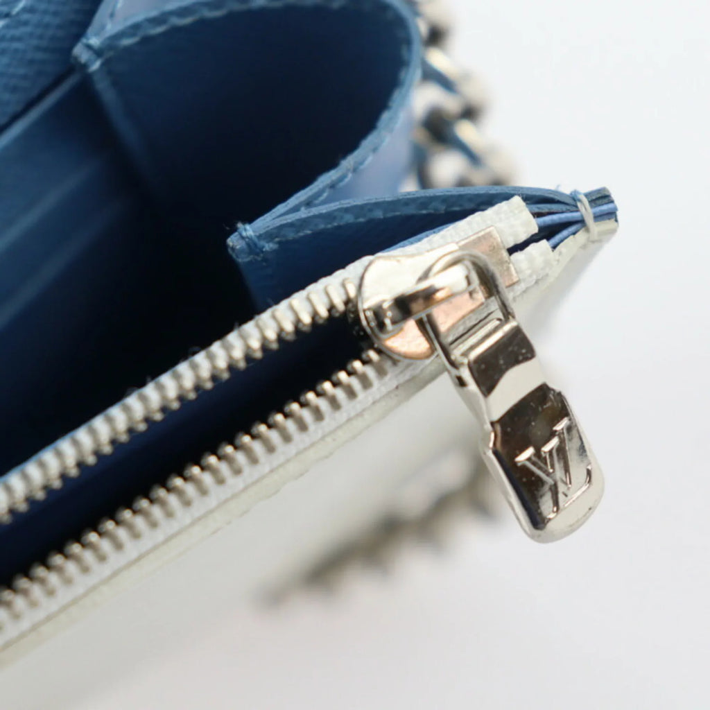 Pre-Owned   Louis Vuitton Tribal Mask Shoulder Bag  Epi Leather Blue Series White Multicolor Silver Hardware Chain Wallet Long (Good)